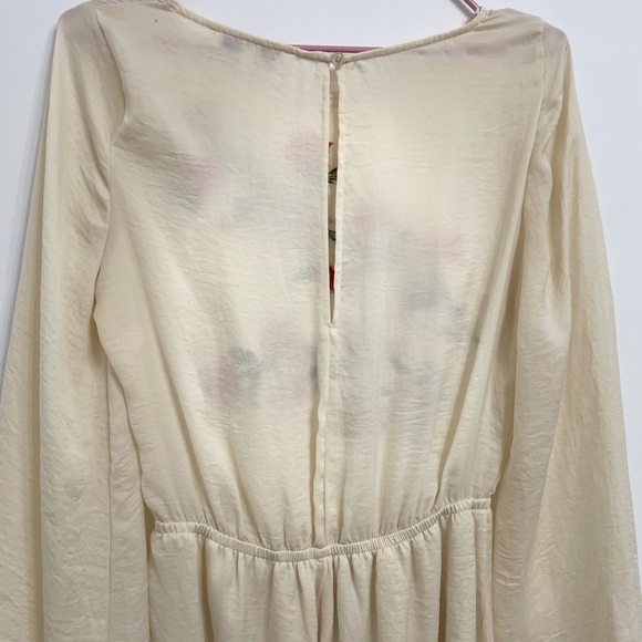 Delicate semi-sheer embroidered romper | S | cream/off white - Picture 8 of 9